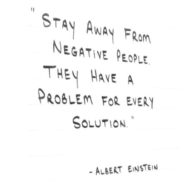 Meet ME 🎀 - Picture 5 of 5